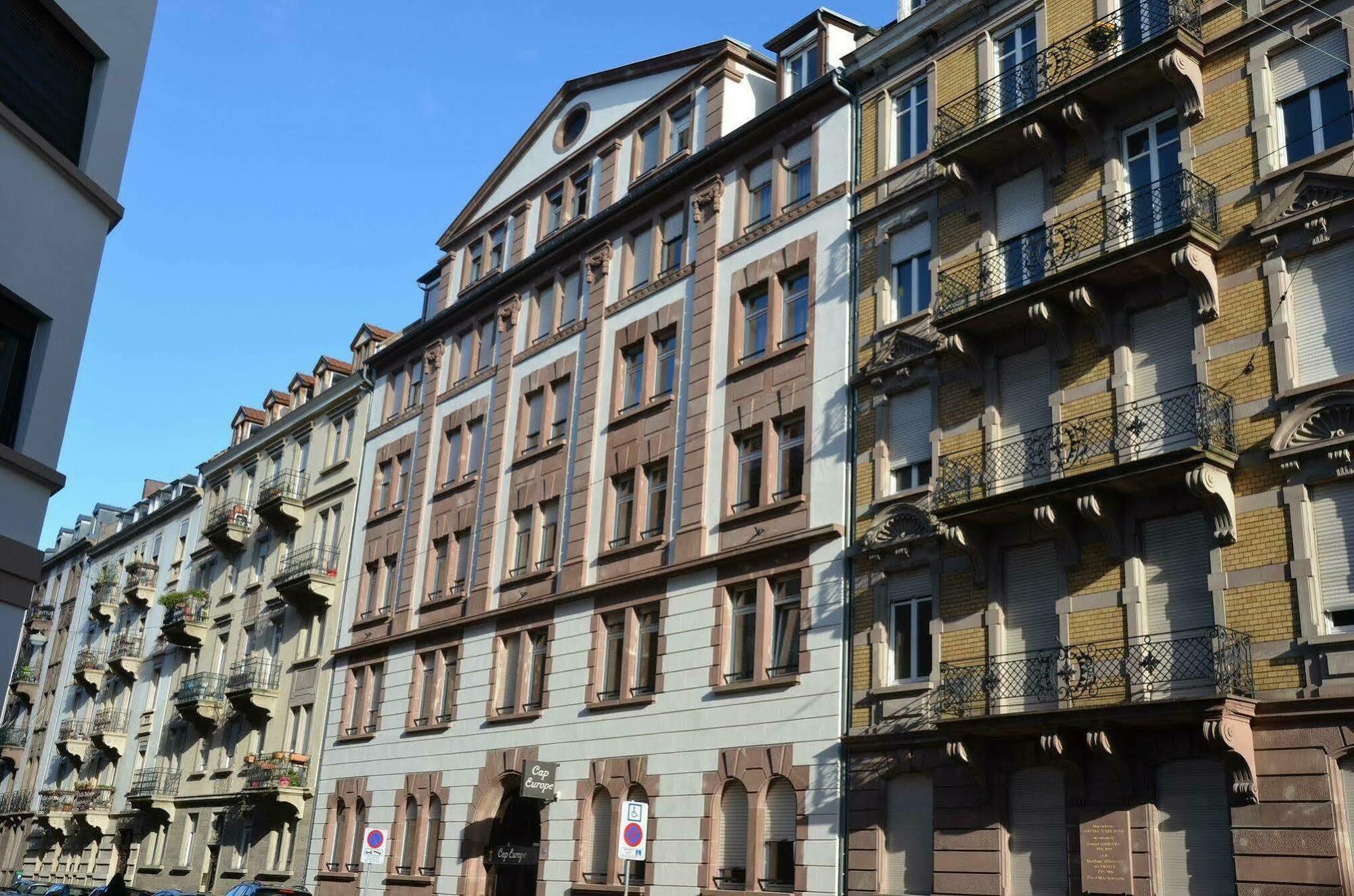 Ibis Styles Centre Republique 3*